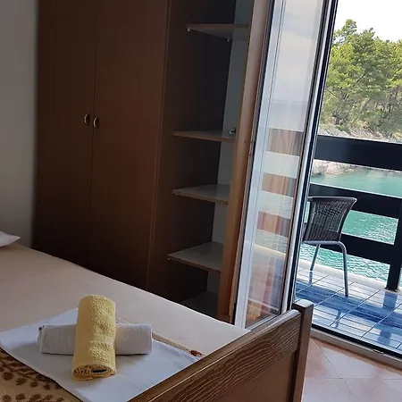 Teo I Ivana Apartamento Bogomolje